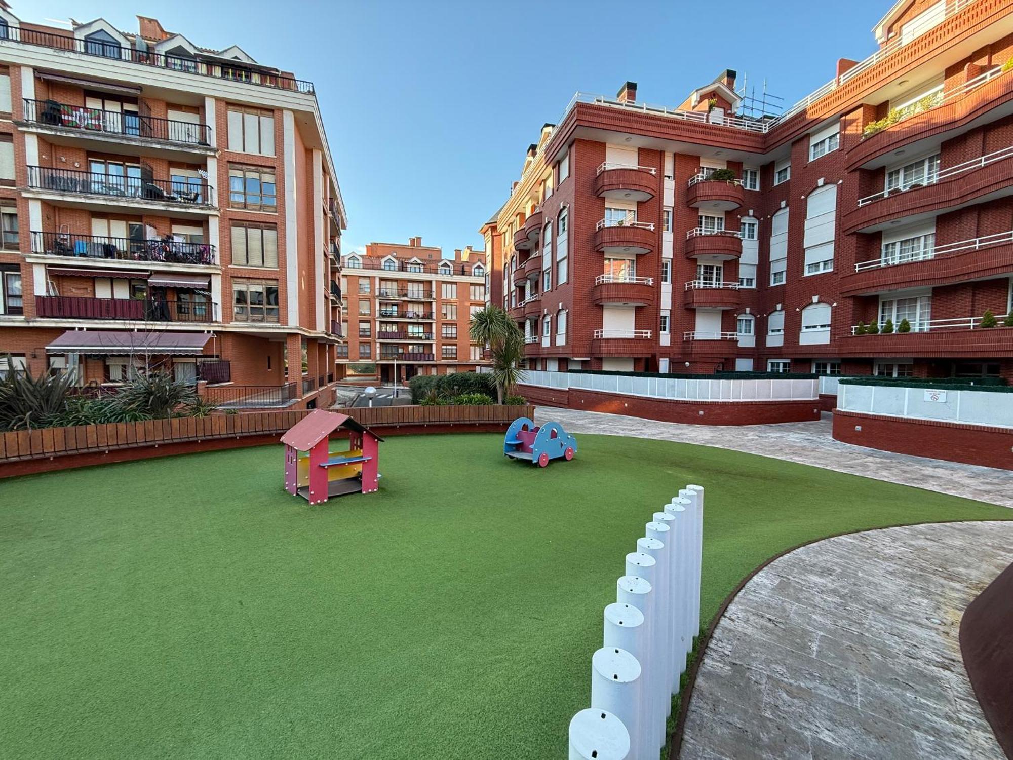 Castro Holidays - Centrico Piscina Urbanizacion Garaje Gratis Castro Urdiales Exteriér fotografie